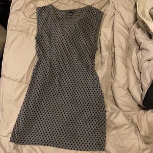 Victoria’s Secret gray with black diamonds long top for legging small P